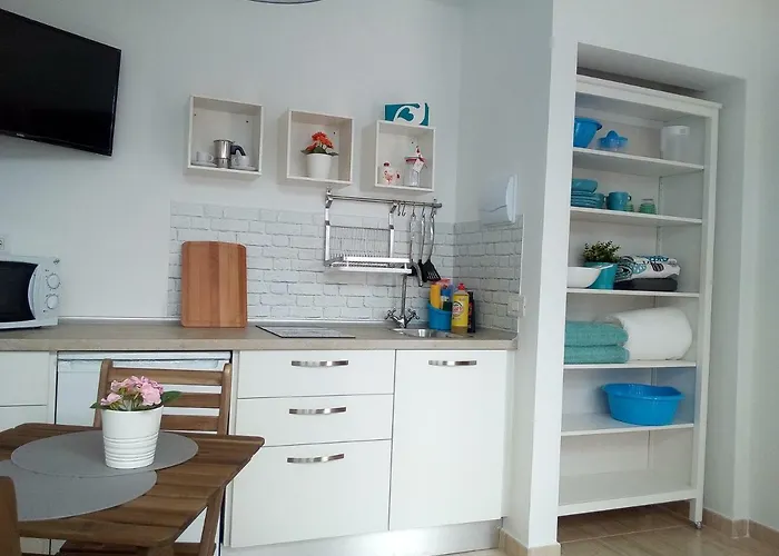 בית נופש New Europa 2 אל מדאנו